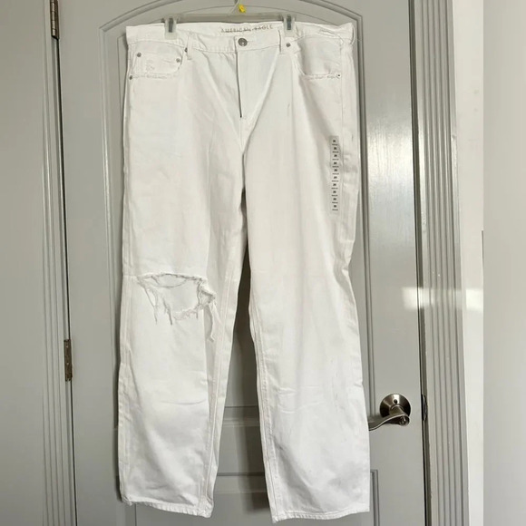 American Eagle 90s Straight Leg Jeans Cool White Distressed Jeans size 20R NWOT - Picture 1 of 9